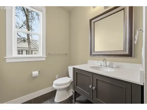 1930 Sterling Park Place Eugene OR 97408