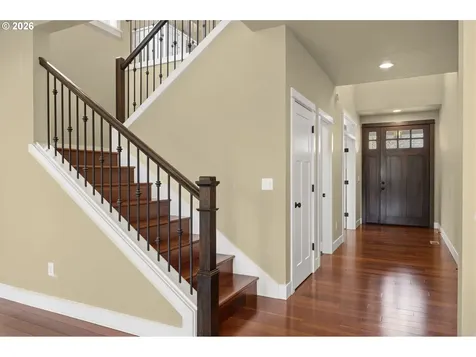 1930 Sterling Park Place Eugene OR 97408