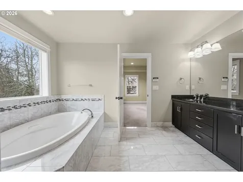 1930 Sterling Park Place Eugene OR 97408
