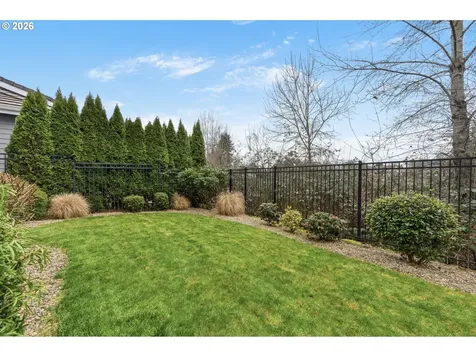 1930 Sterling Park Place Eugene OR 97408