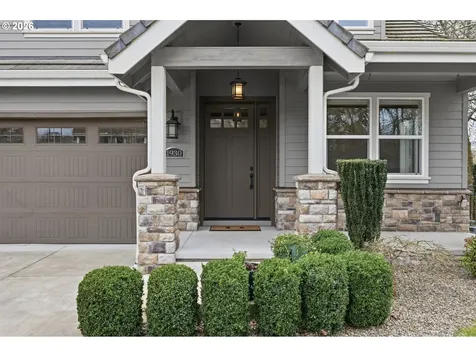 1930 Sterling Park Place Eugene OR 97408