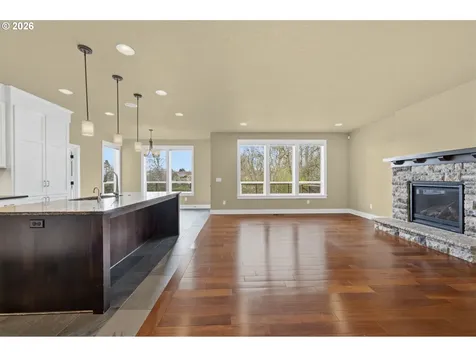 1930 Sterling Park Place Eugene OR 97408