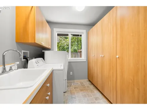 5575 Sinclair Street West Linn OR 97068