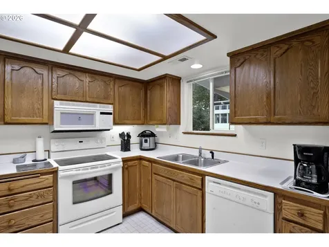 2191 Willow Street Florence OR 97439