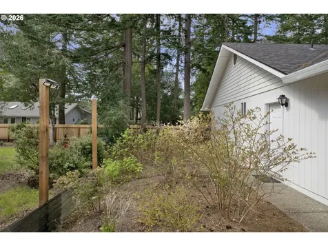 2191 Willow Street Florence OR 97439
