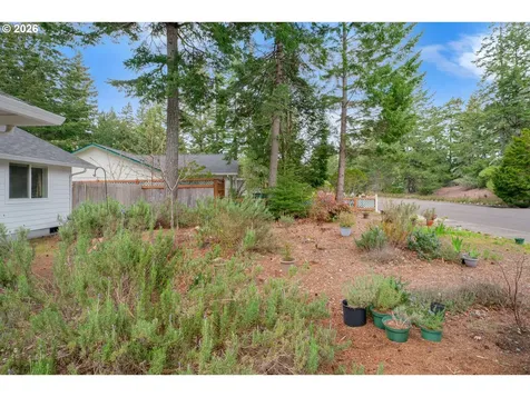 2191 Willow Street Florence OR 97439