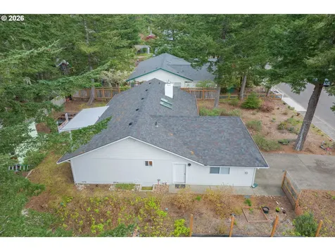 2191 Willow Street Florence OR 97439