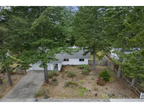 2191 Willow Street Florence OR 97439