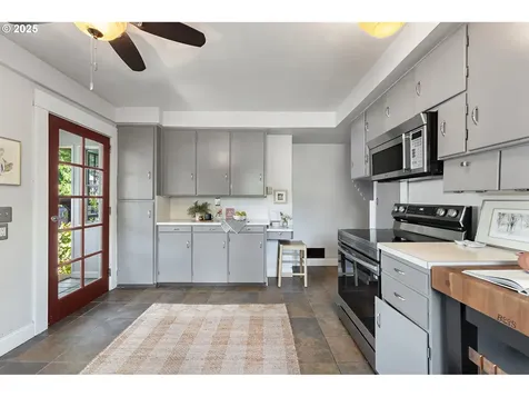 6707 N Curtis Avenue Portland OR 97217