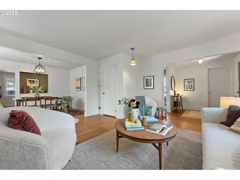6707 N Curtis Avenue Portland OR 97217