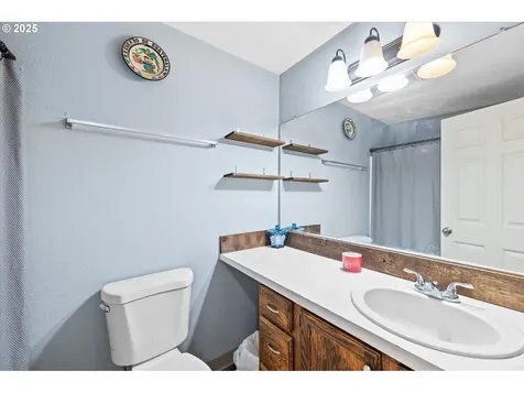 12313 NE 41st Street Vancouver WA 98682