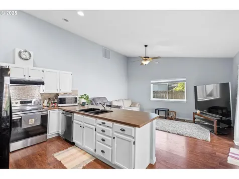 12313 NE 41st Street Vancouver WA 98682
