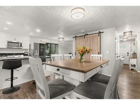 8232 SW Tygh Loop Tualatin OR 97062