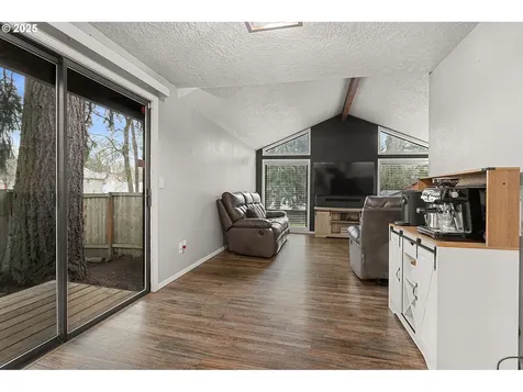 8232 SW Tygh Loop Tualatin OR 97062