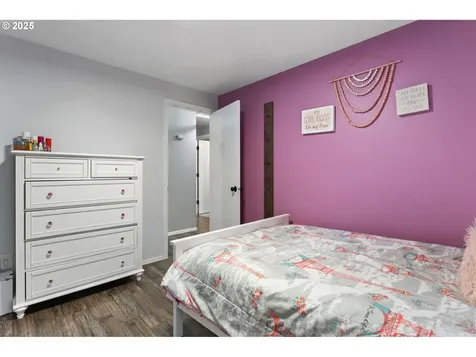 8232 SW Tygh Loop Tualatin OR 97062