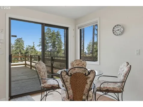 3945 Spring Boulevard Eugene OR 97405