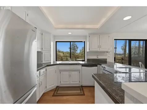 3945 Spring Boulevard Eugene OR 97405