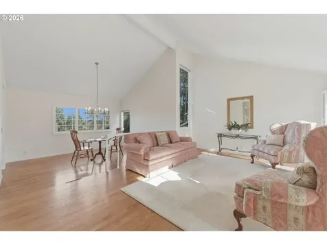3945 Spring Boulevard Eugene OR 97405