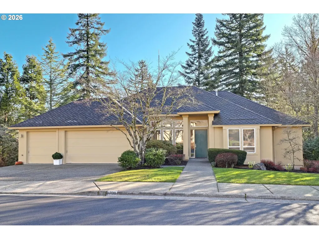 700 SW 67th Place Portland OR 97225