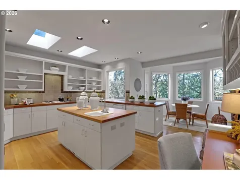 700 SW 67th Place Portland OR 97225