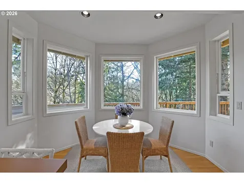 700 SW 67th Place Portland OR 97225