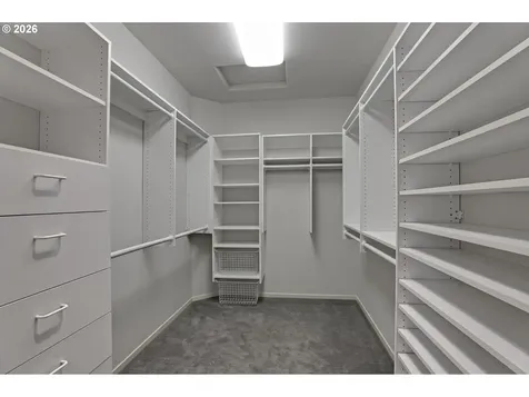 700 SW 67th Place Portland OR 97225