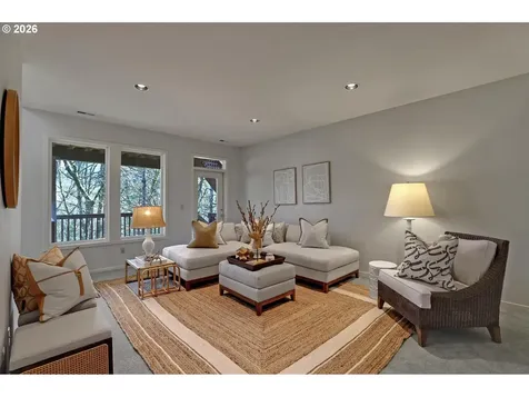 700 SW 67th Place Portland OR 97225