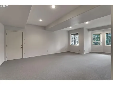 700 SW 67th Place Portland OR 97225