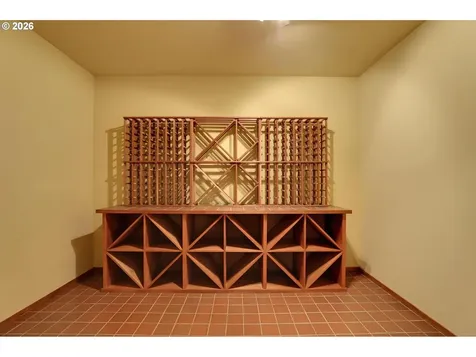 700 SW 67th Place Portland OR 97225