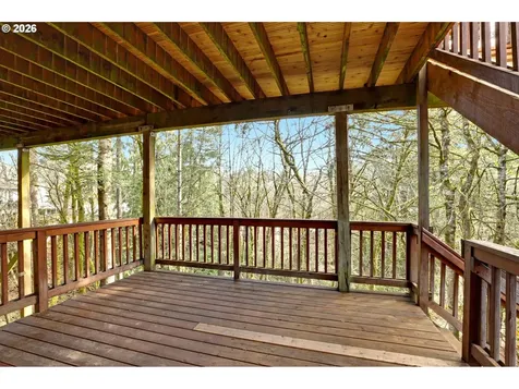700 SW 67th Place Portland OR 97225