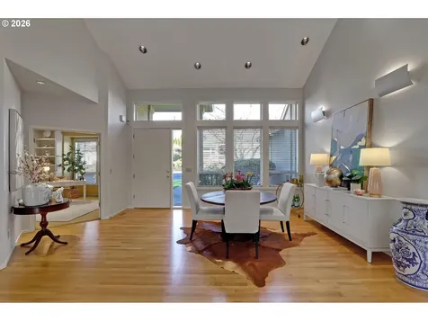 700 SW 67th Place Portland OR 97225