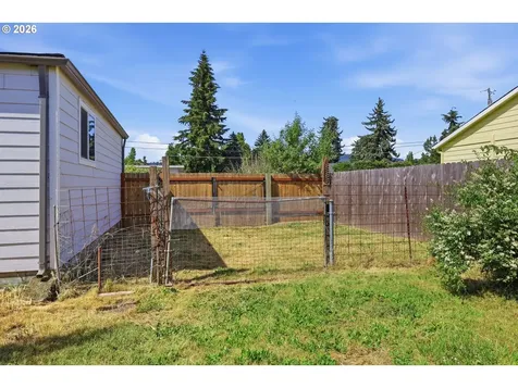 5135 C Street Springfield OR 97478