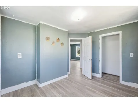 5135 C Street Springfield OR 97478