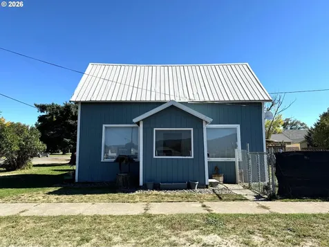 209 N River Street Enterprise OR 97828