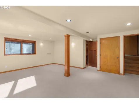 9 Bernini Court Lake Oswego OR 97035