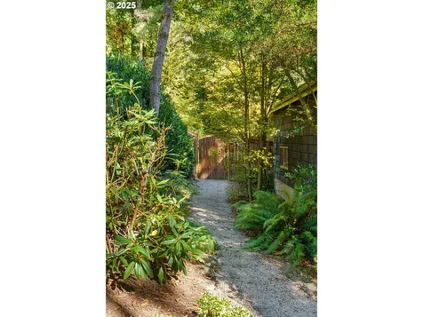9 Bernini Court Lake Oswego OR 97035