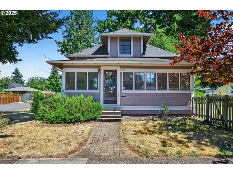 5214 SE 62nd Avenue Portland OR 97206