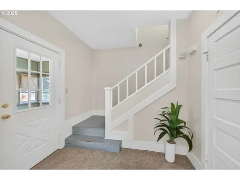5214 SE 62nd Avenue Portland OR 97206