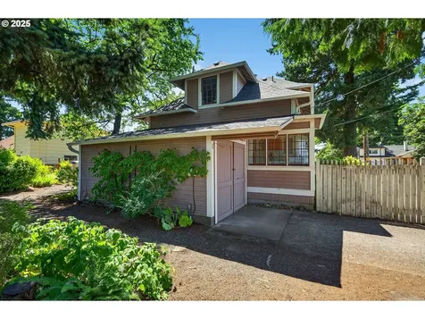 5214 SE 62nd Avenue Portland OR 97206