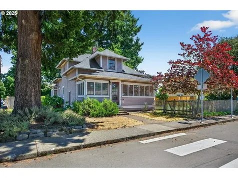 5214 SE 62nd Avenue Portland OR 97206