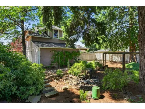5214 SE 62nd Avenue Portland OR 97206