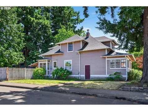 5214 SE 62nd Avenue Portland OR 97206