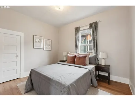 1831 SE Insley Street Portland OR 97202