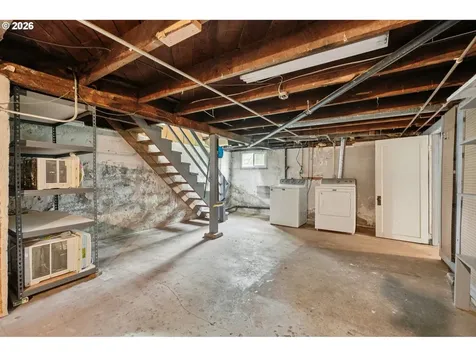1831 SE Insley Street Portland OR 97202