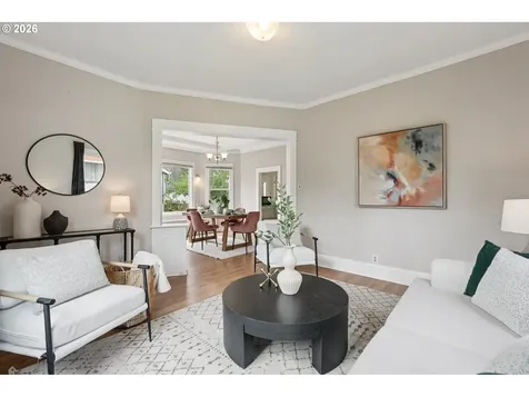 1831 SE Insley Street Portland OR 97202