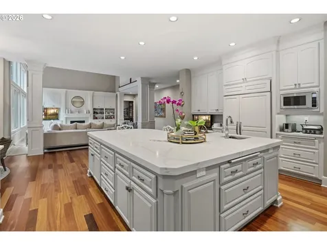 17367 Bergis Farm Drive Lake Oswego OR 97034