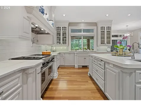 17367 Bergis Farm Drive Lake Oswego OR 97034
