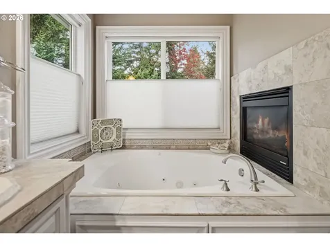 17367 Bergis Farm Drive Lake Oswego OR 97034