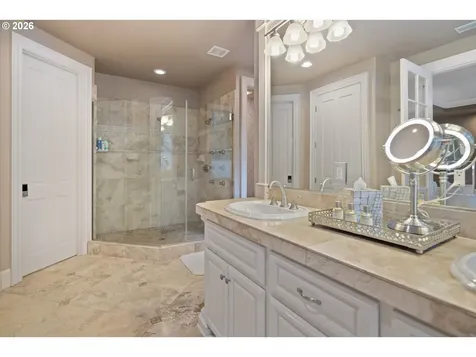 17367 Bergis Farm Drive Lake Oswego OR 97034