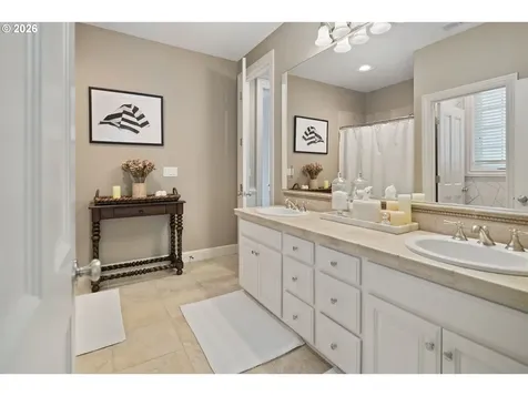 17367 Bergis Farm Drive Lake Oswego OR 97034